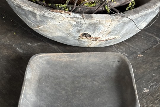 Set van 2 vierkante houten schaaltjes